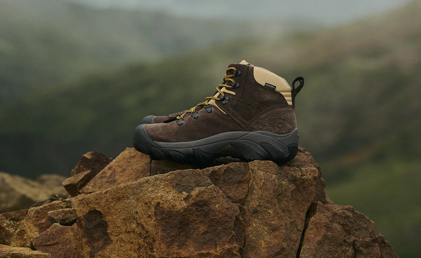 Women's Pyrenees Waterproof Hiking Boot x Mountain Research - Image 7