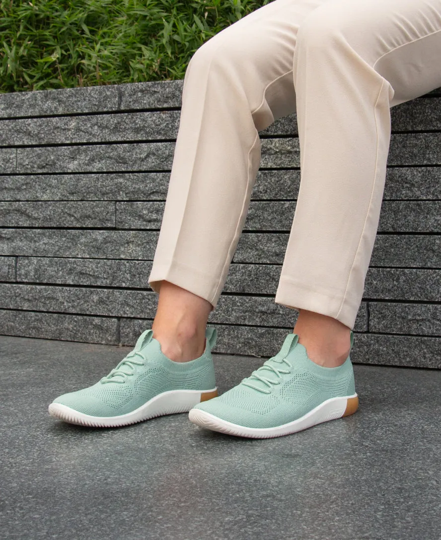 Women's KNX Knit Sneaker - Image 9