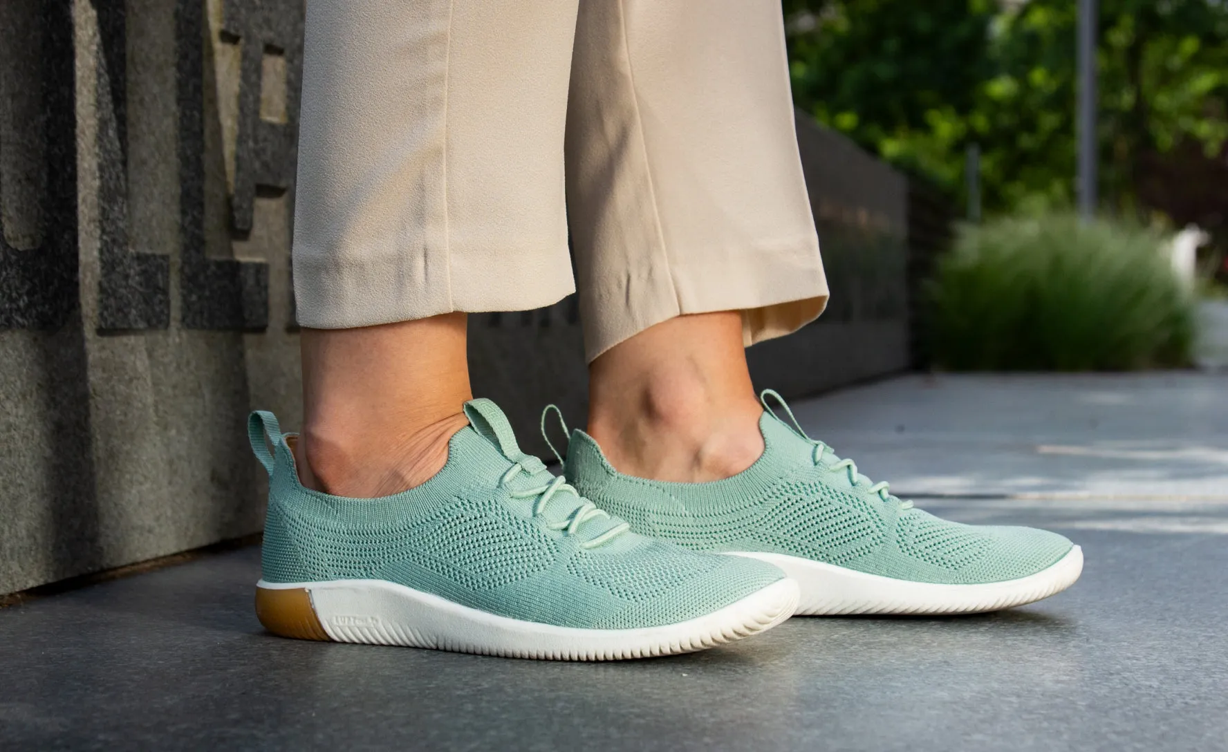 Women's KNX Knit Sneaker - Image 7